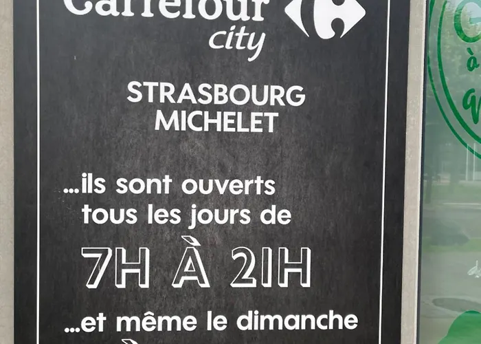 דירה 25 M2 Tour Black Swans Centre Tram C Et E Direct Parlement Europeen A 15 Minutes Arrivee 24 Sur 24 *